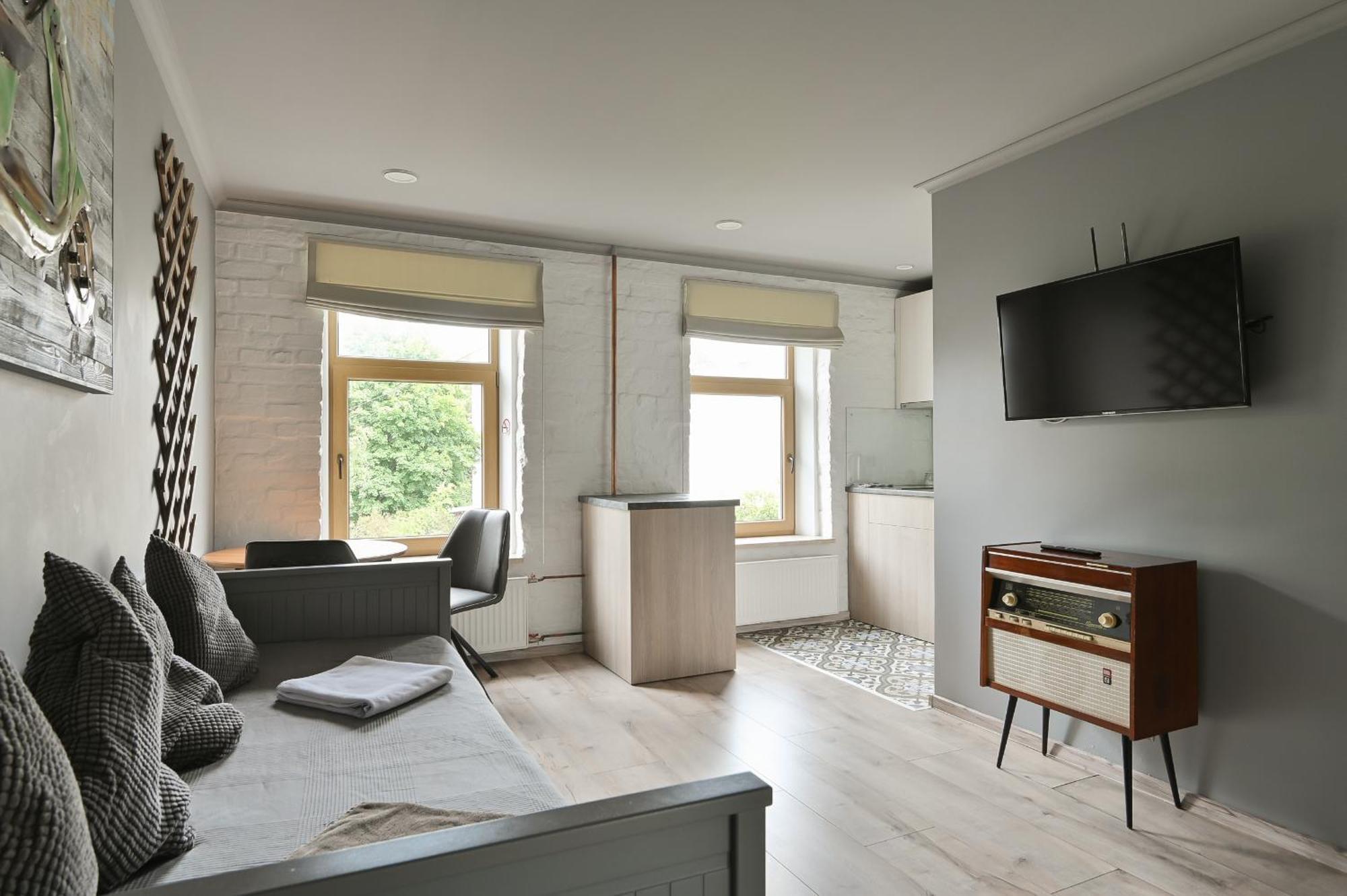 Quiet Loft With Free Parking 里加